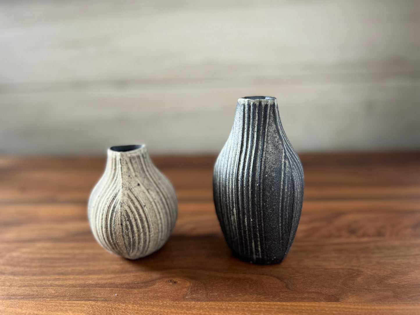 Flower vase / Rakkyo